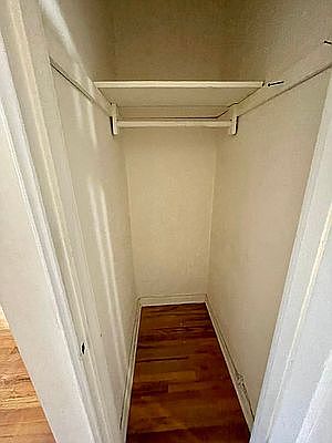 4th image of 140-21 Burden Cres #602
