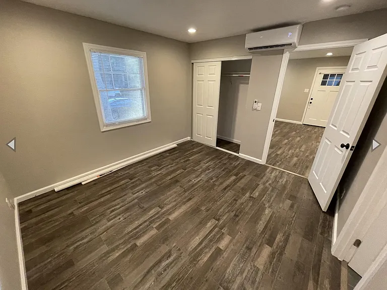 1705 G St #5 — Photo 4
