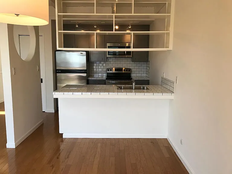 1414 Noe St — Photo 8