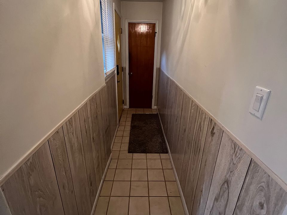 Entry Hallway