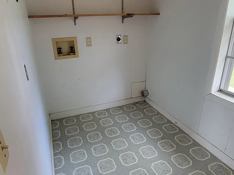 1024 Park Ave — Photo 25