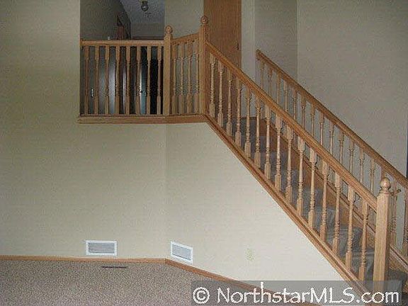 3rd image of 1163 Kingswood Crescent SE