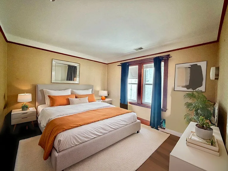 307 Washington St #1 — Photo 6