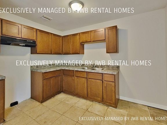 3rd image of 5214 Roanoke Blvd