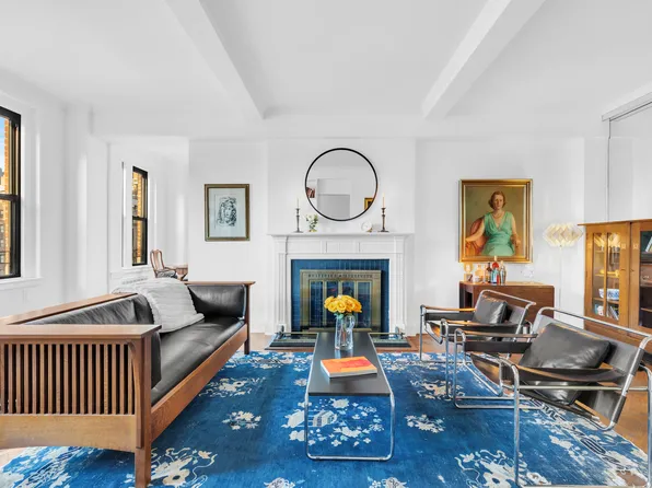 55 Park Avenue image 1 of 14