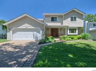 615 Wynn Pl, Ballwin, MO 63021