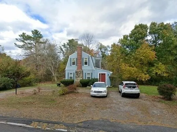 37 W Elm St, Pembroke, MA 02359
