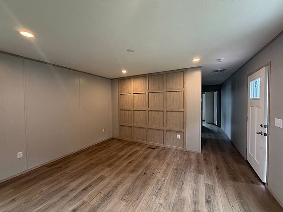 3rd image of 1946 Wyoming Ave #276
