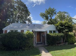 7213 Deborah Dr, Falls Church, VA 22046
