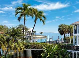 123 12th St E, Tierra Verde, FL 33715