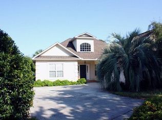 605 Wading Ct, Mount Pleasant, SC 29464