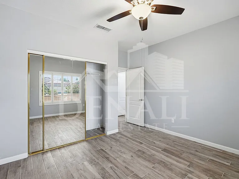 16536 W Rock Springs Ln — Photo 20