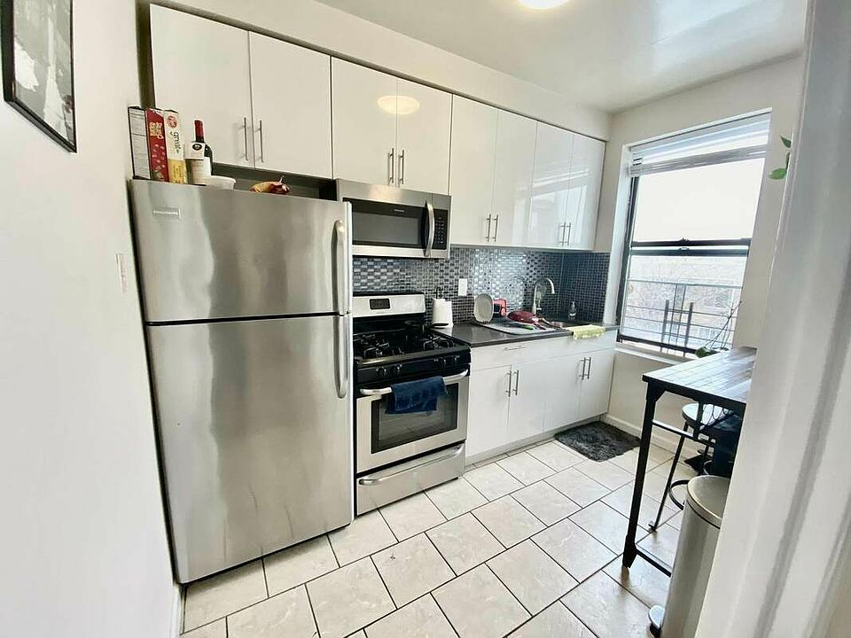 1st image of 31-64 42nd St #3L