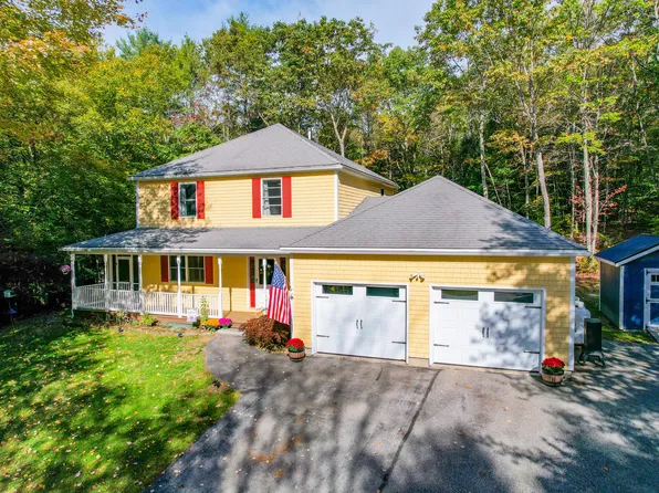 6 Pond Ridge Drive, Lewiston, ME 04240