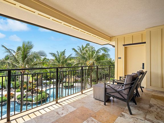 3rd image of 2641 Poipu Rd #3403