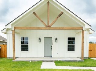 1206 Military St, Bryan, TX 77803