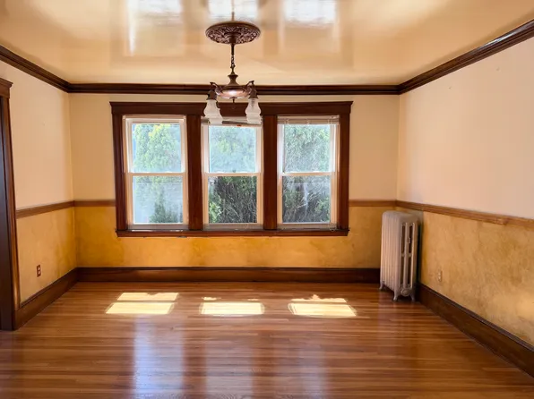 157 Hillside St, Roxbury Crossing, MA 02120
