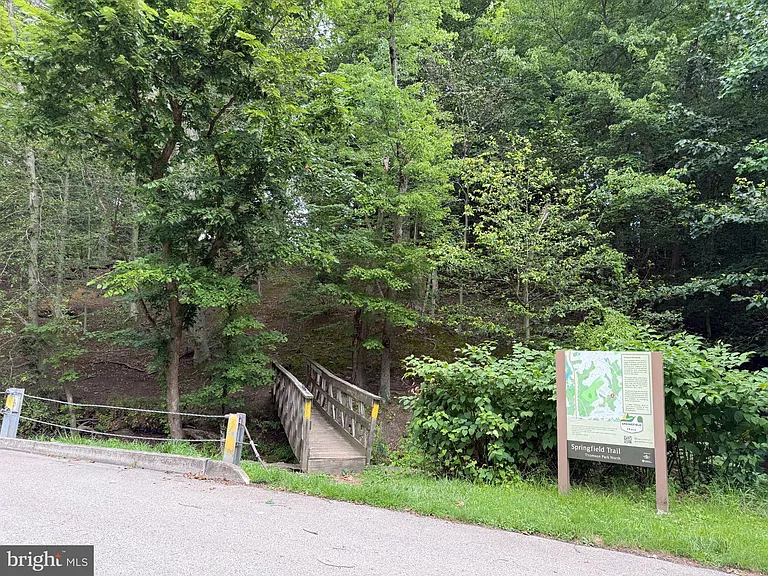 512 Stidman Dr #D4 — Photo 23