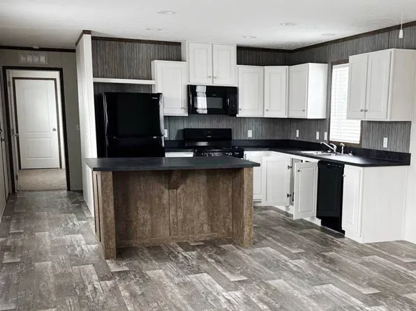 2500 Farm Bureau Rd Lot 220, Manhattan, KS 66502