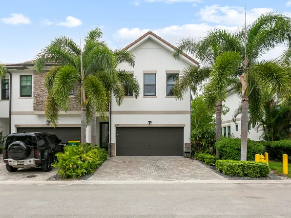 4511 E AQUA BELLA Lane, Dania Beach, FL 33312
