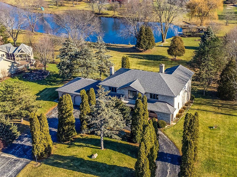 4 Harvard Ln, Hawthorn Woods, IL 60047 Zillow