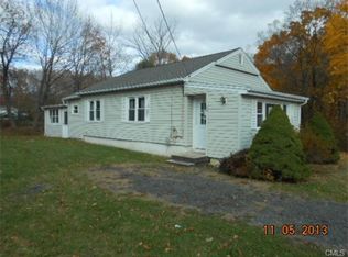 34 Lois St, Danbury, CT 06811