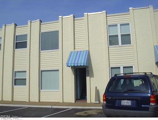 2nd image of 929 Pacific Ave APT C