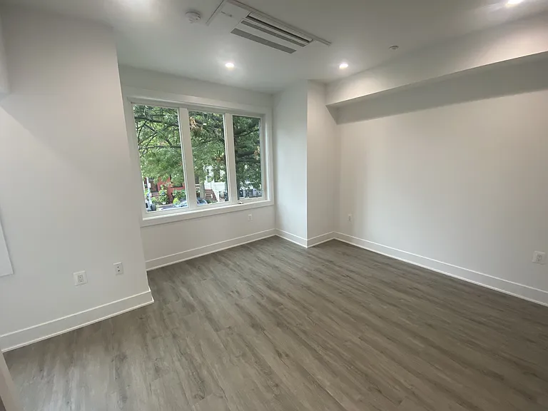 3230 11th St NW — Photo 9