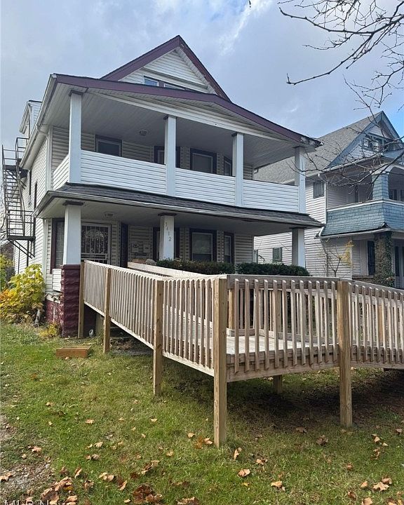 1st image of 3412 E 123rd St