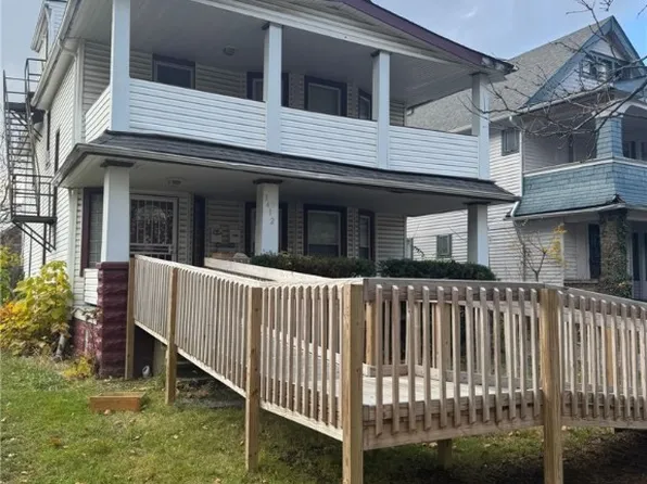 3412 E 123rd St, Cleveland, OH 44120