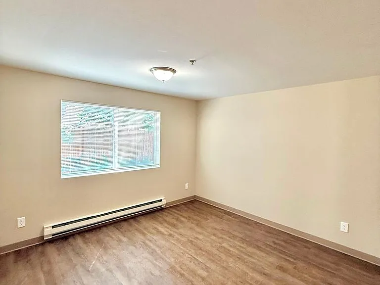 Montlake Villas — Photo 4