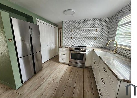 2nd image of 4620 Aegean Ave
