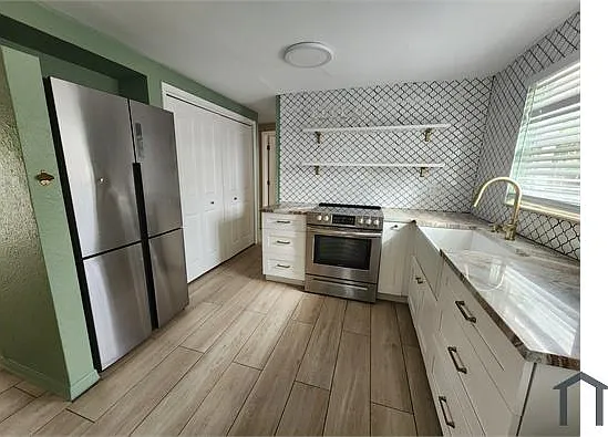 4620 Aegean Ave — Photo 2