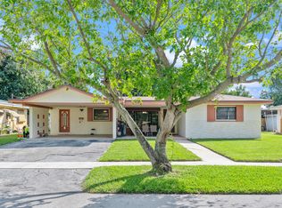 420 SW 29th Ter, Fort Lauderdale, FL 33312