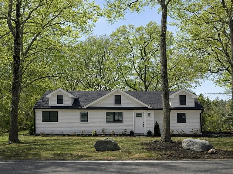355 Maynard Rd — Photo 1