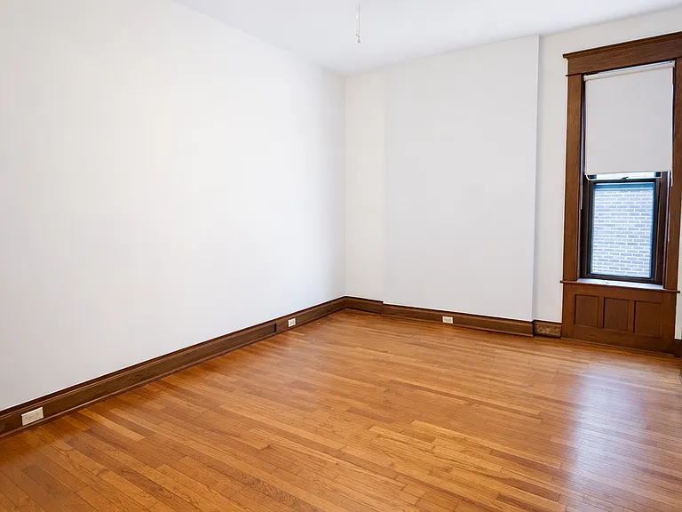 209 W 5th Ave #203 — Photo 10