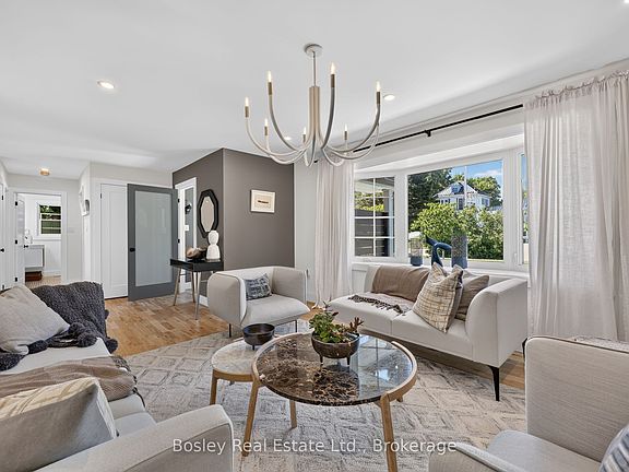 4th image of 50 Louisa St W