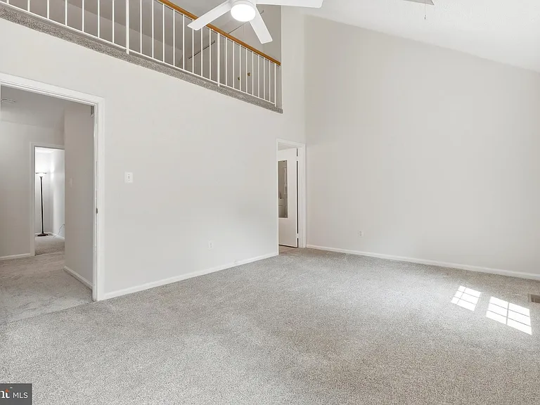 7691 Northern Oaks Ct — Photo 25