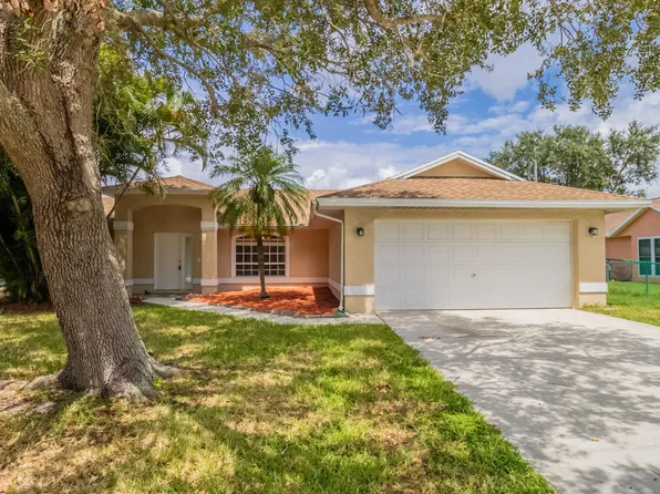 1682 SE Berkshire Boulevard, Port St Lucie, FL 34952