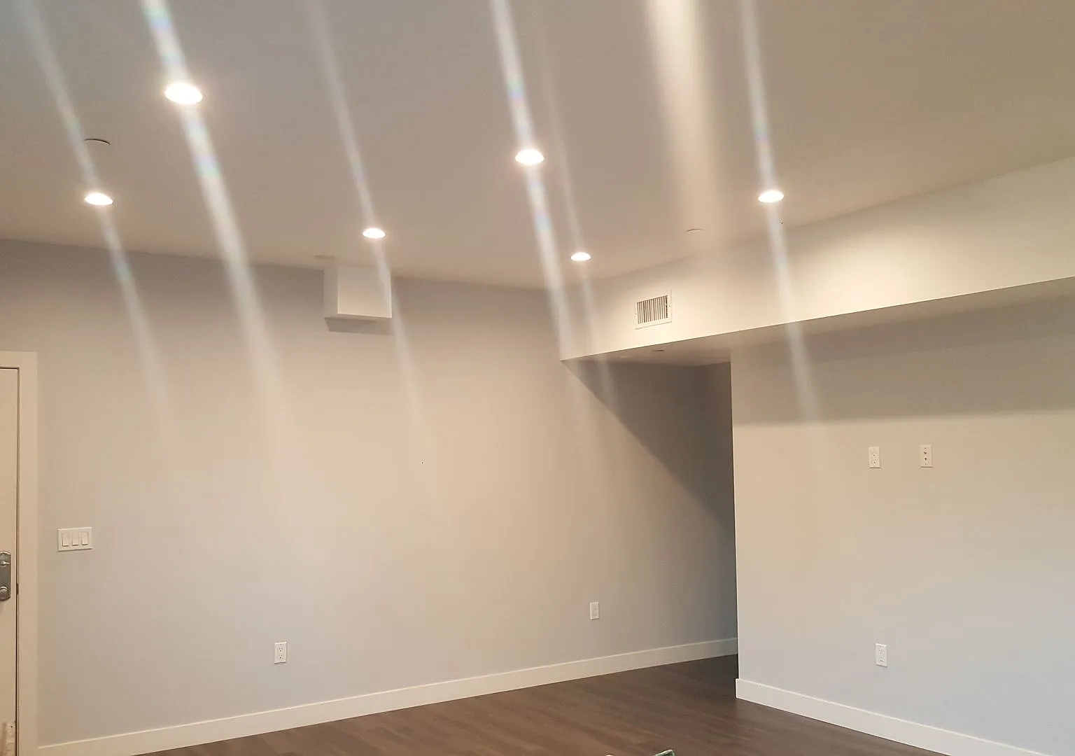 Exceptional TWO Master Bedroom Units w/ En-suite Bath & Oversized closets — Photo 3