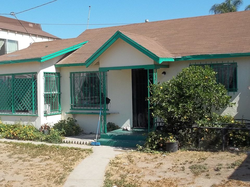 2nd image of 801 W 94th St