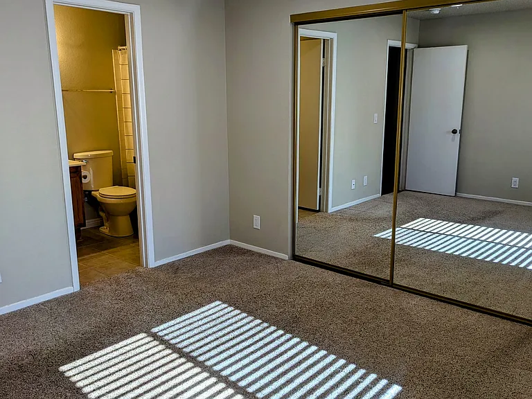 409 Mesa Blvd #201 — Photo 13