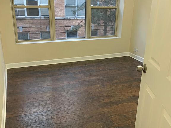 4th image of 3007 W 19th St #3N