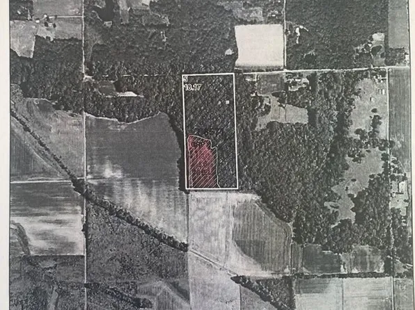 12670 N 1300th St, Newton, IL 62448