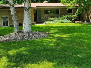 945 S Broas St, Belding, MI 48809