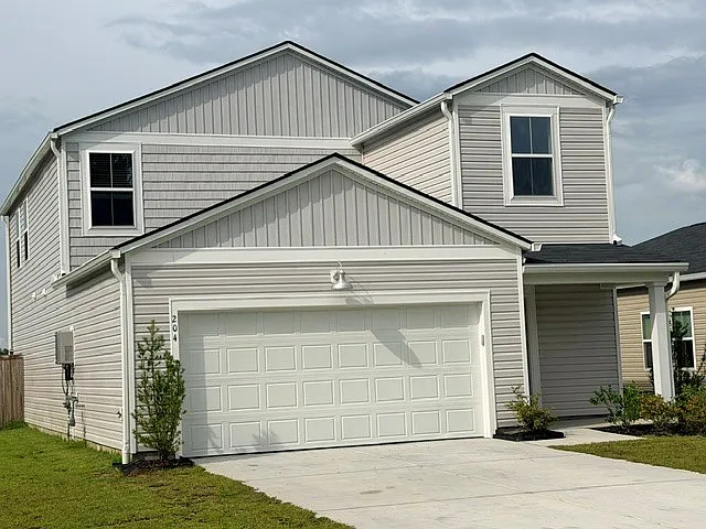 204 Pine Crest View Dr — Photo 1