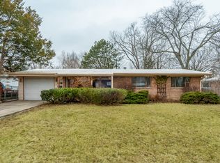 136 N Lincoln Ave, Addison, IL 60101