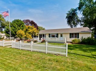 37259 N Hampshire Ln, Lake Villa, IL 60046