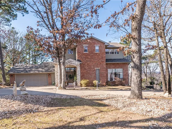 31 Mission Hills Ln, Holiday Island, AR 72631