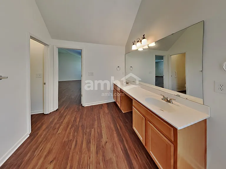 5818 Parkstone Dr — Photo 14
